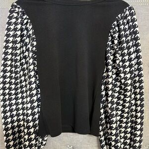 SHEIN Monochrome Houndstooth Sleeve Blouse